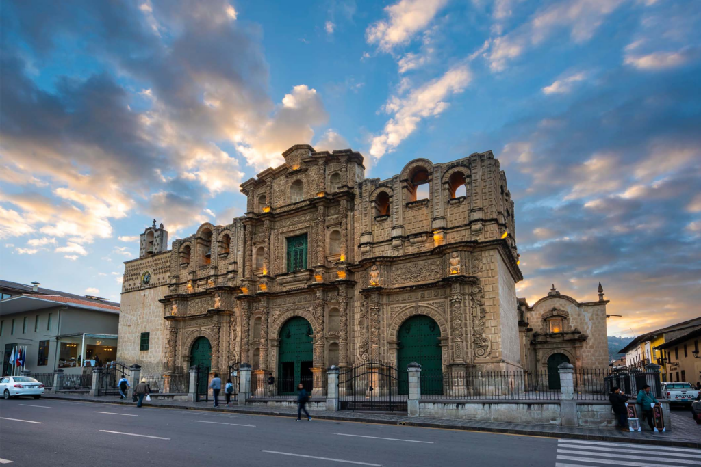 Cajamarca, la joya histórica que se levanta en el norte del Perú